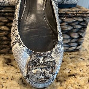 Tory Burch Black and Gray Snake Print Loafers